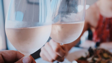 dating crypto investors                           