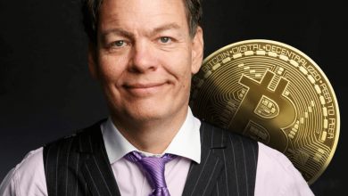 Max Keiser                                        