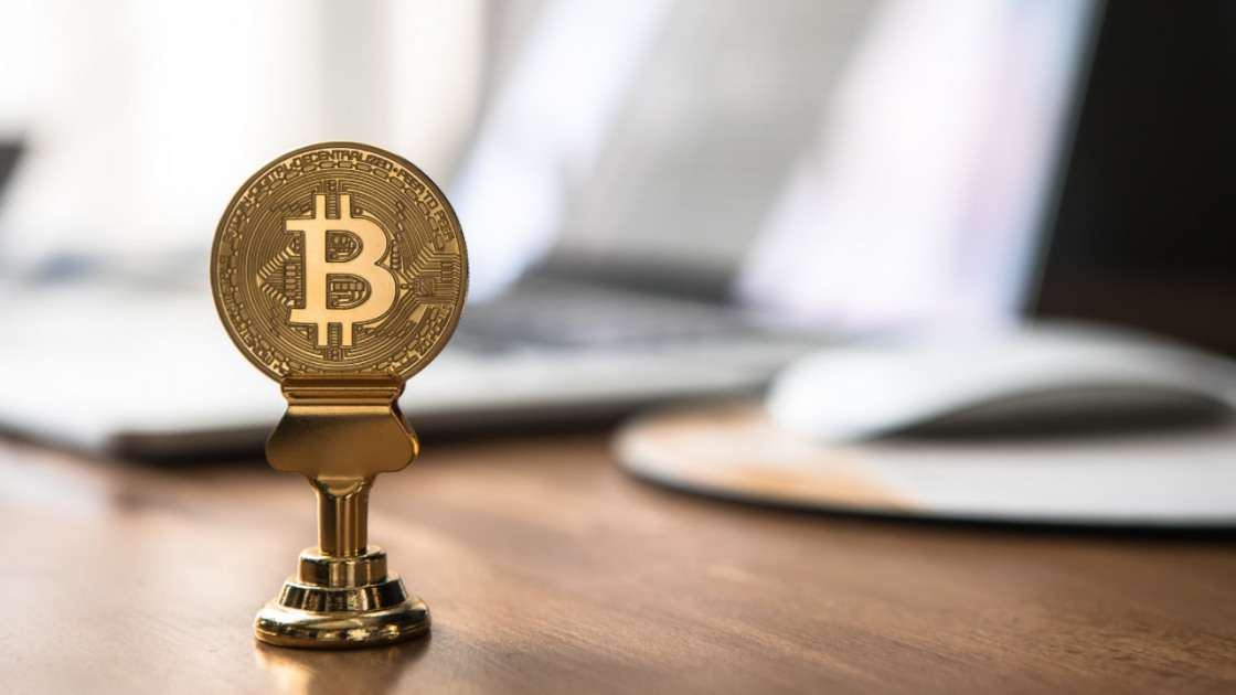 Investors buy Bitcoin Simplex                     