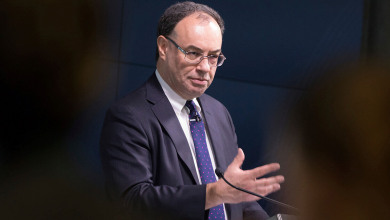 Bank of England governor                          